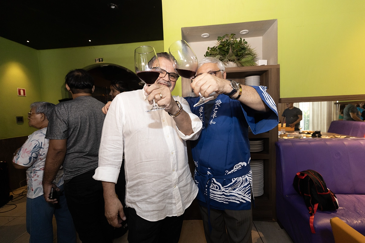 Lançamento do Livro 76