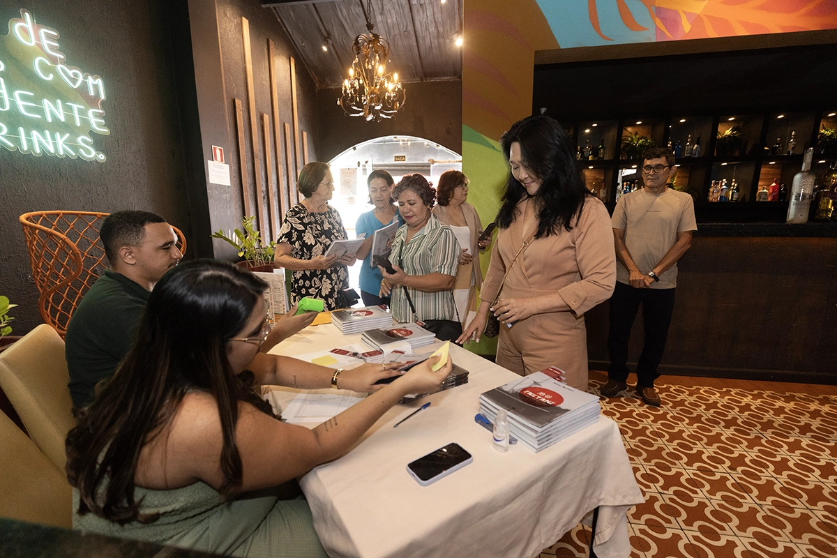 Lançamento do Livro 141