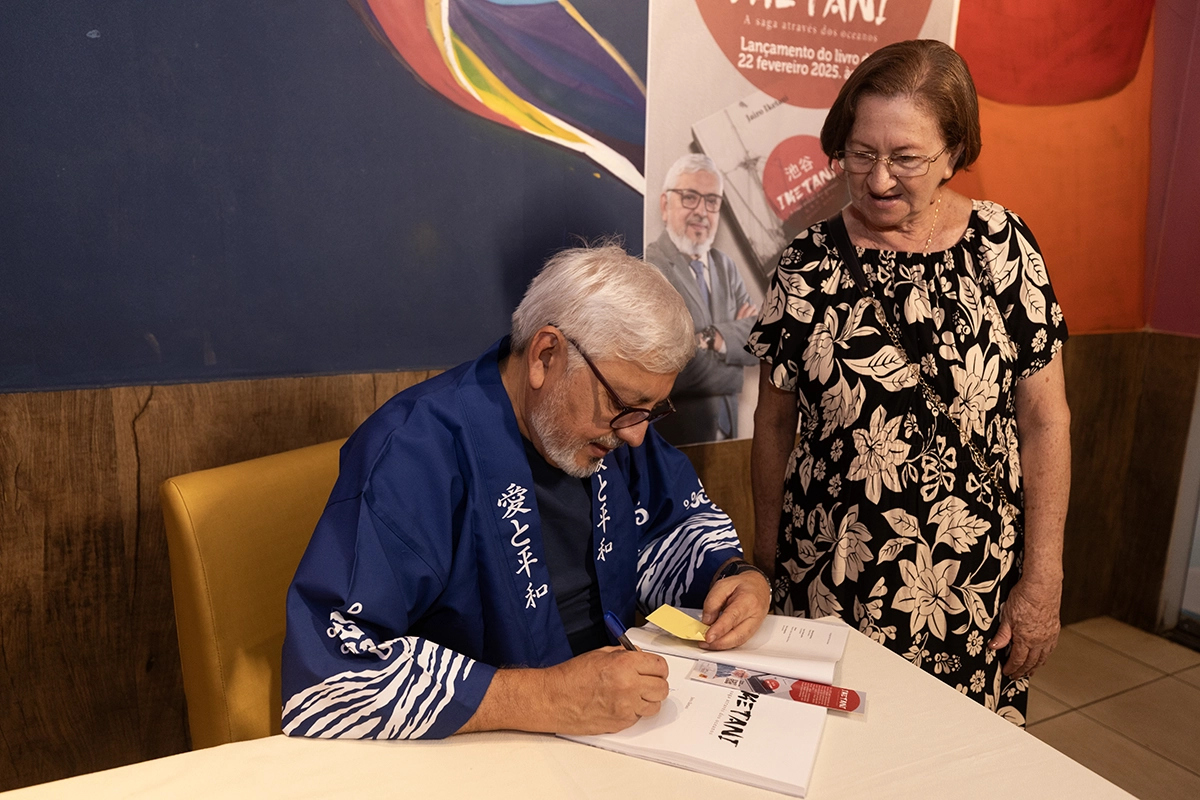 Lançamento do Livro 165