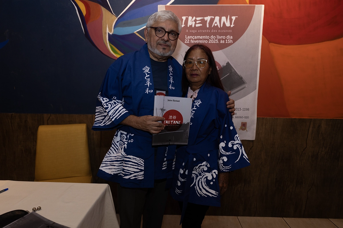 Lançamento do Livro 215