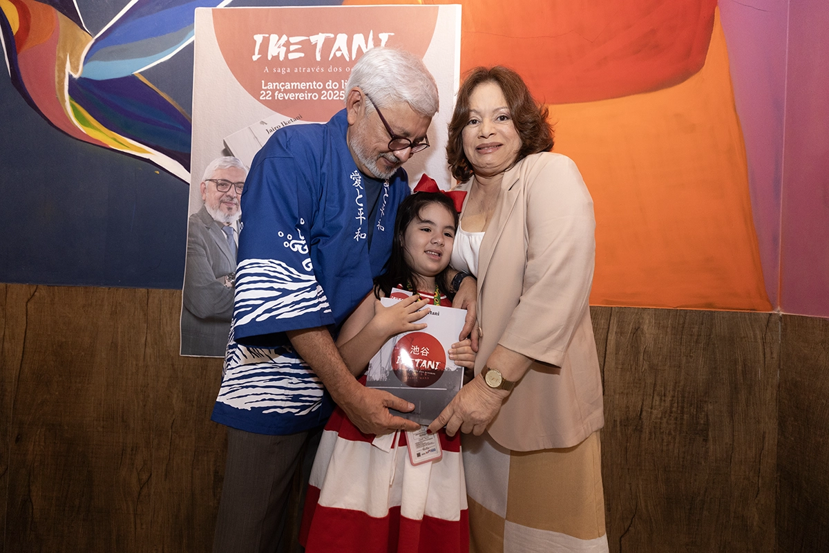 Lançamento do Livro 323