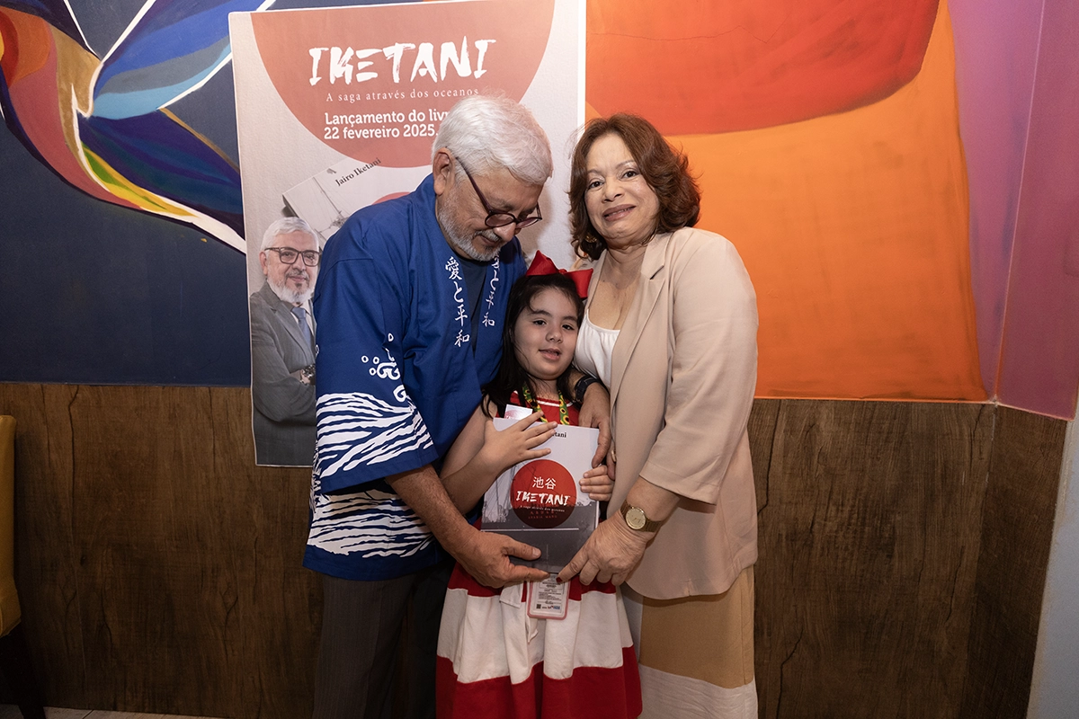 Lançamento do Livro 325