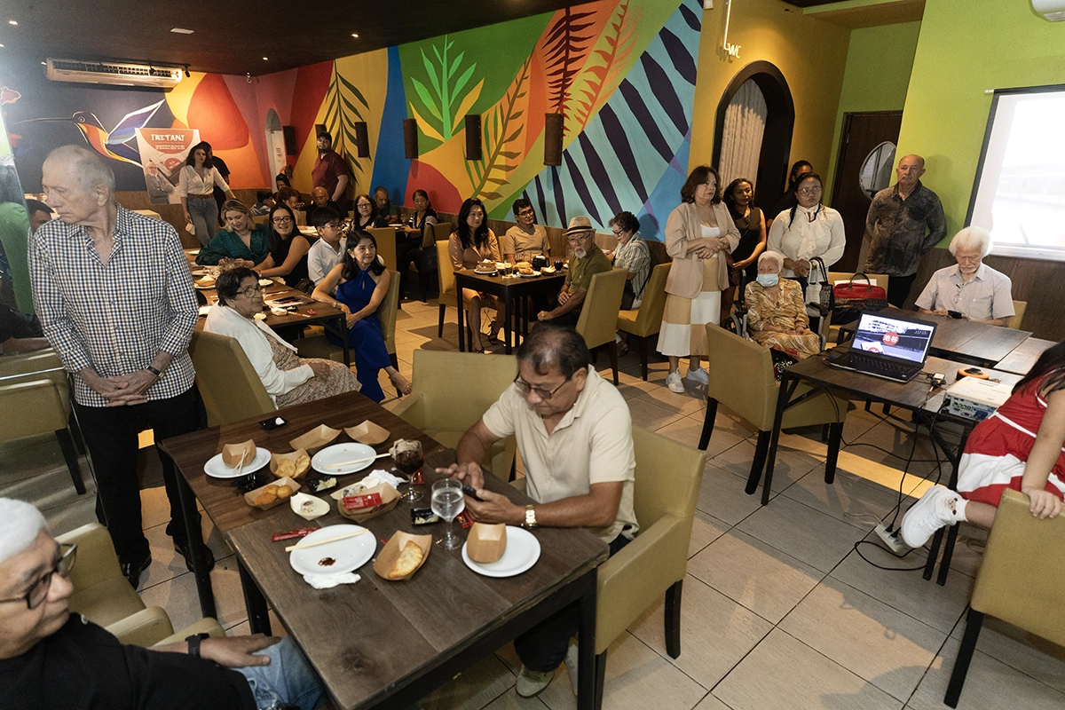 Lançamento do Livro 384