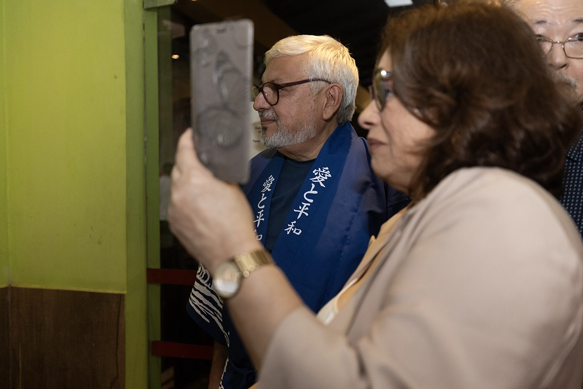 Lançamento do Livro 437