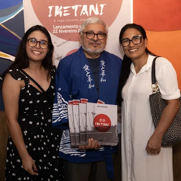 Lançamento do Livro 122