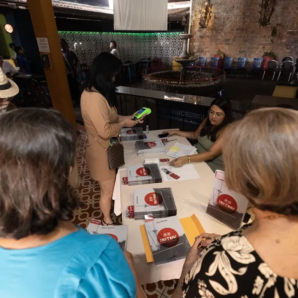 Lançamento do Livro 148