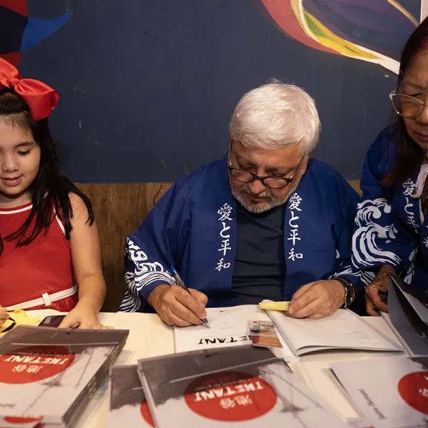 Lançamento do Livro 211